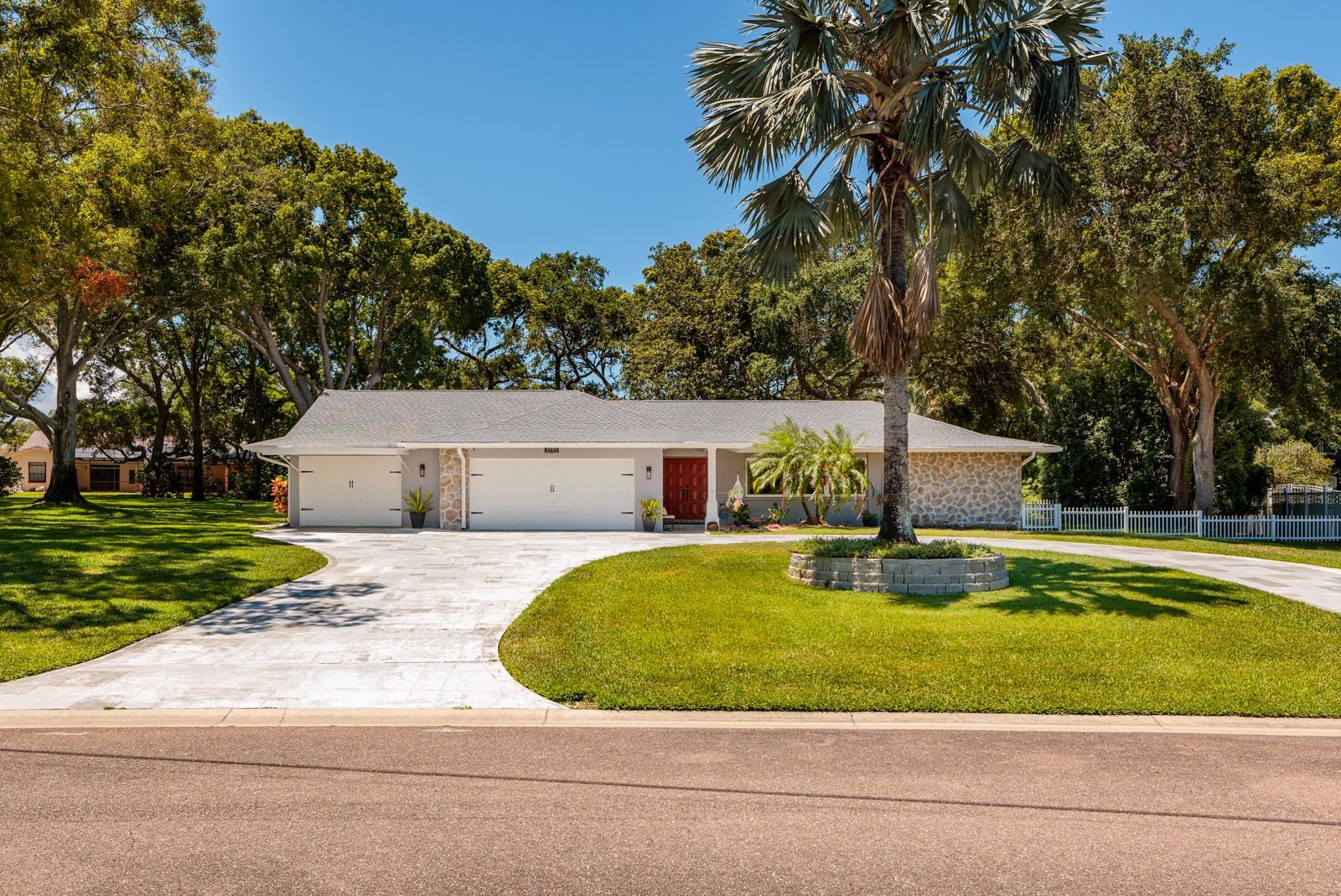 Photo 7 of 2191 PADDOCK CIR