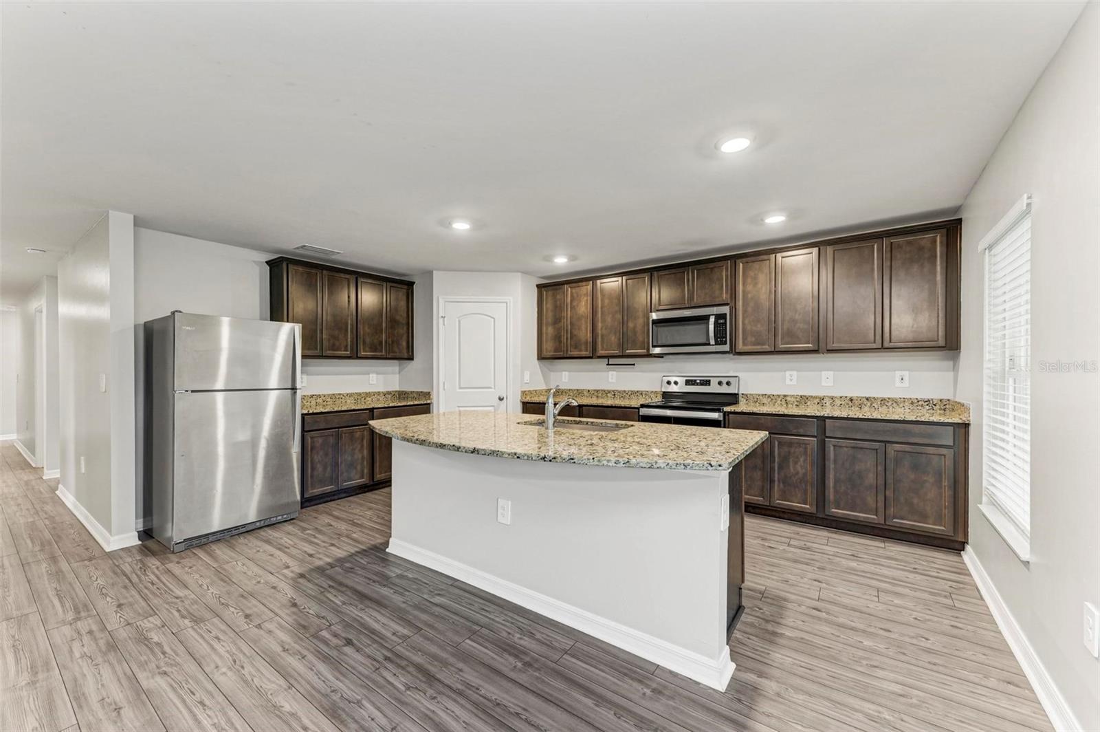 Photo 4 of 4986 ARITON RD