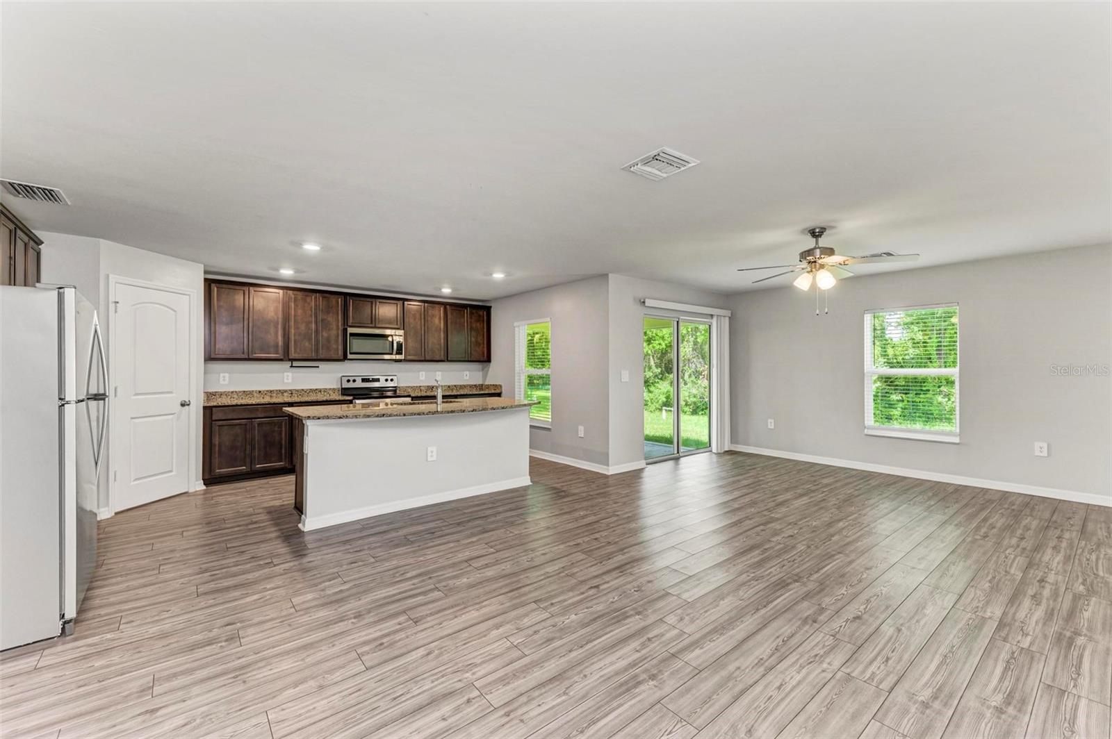 Photo 6 of 4986 ARITON RD