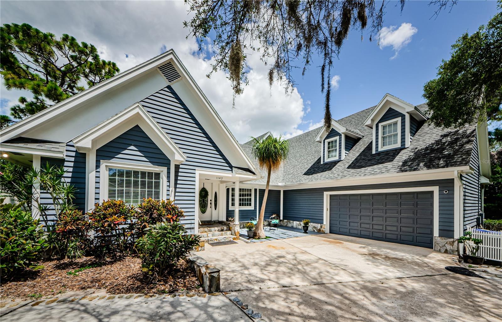 Photo of 1142 WEYBRIDGE LN
