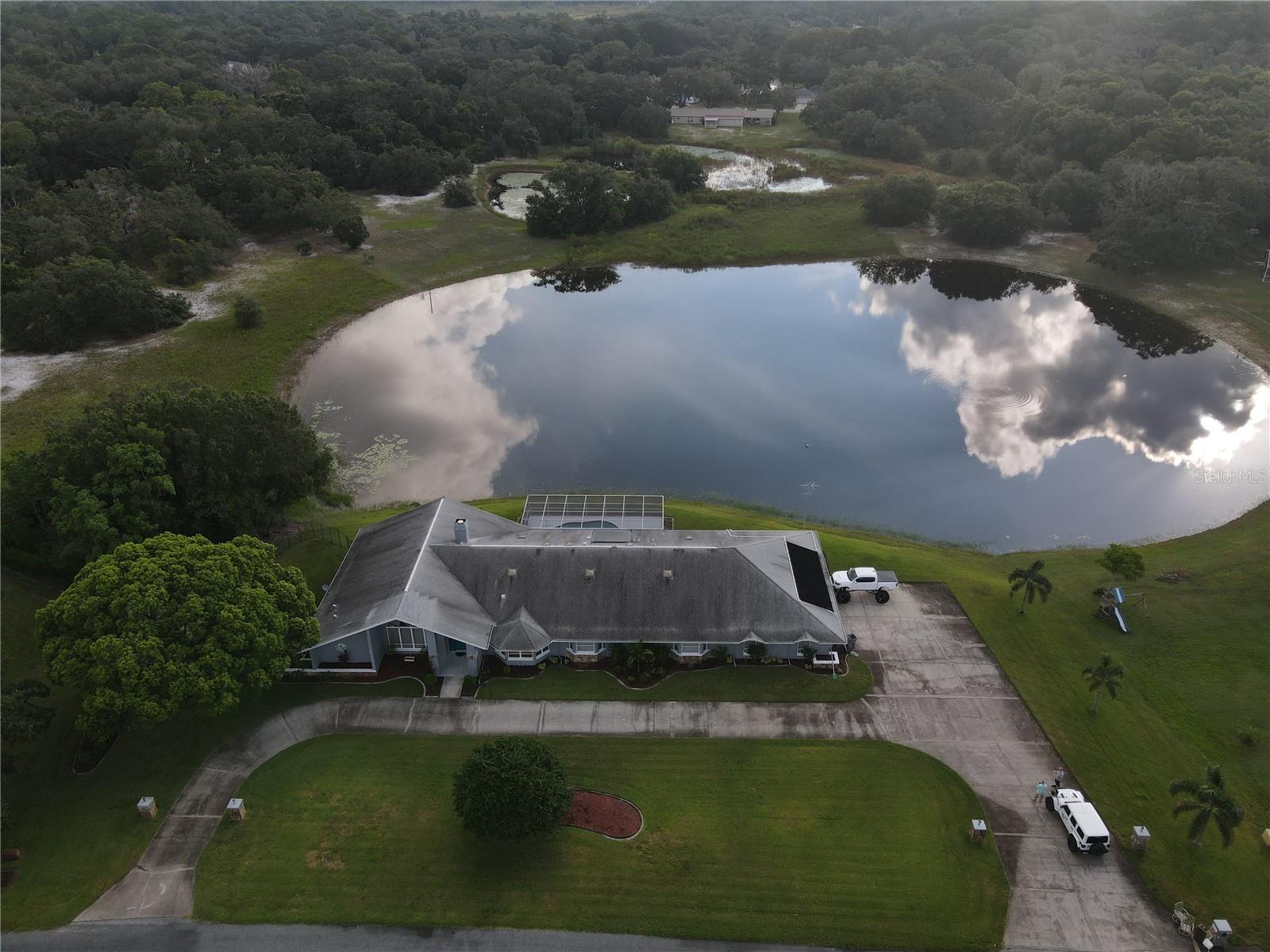 Photo 5 of 8607 CRANES ROOST DR
