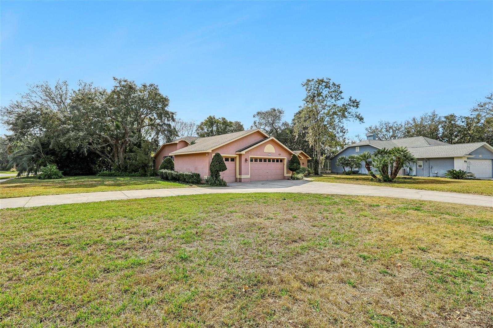 Photo 3 of 18164 WINDING OAKS BLVD