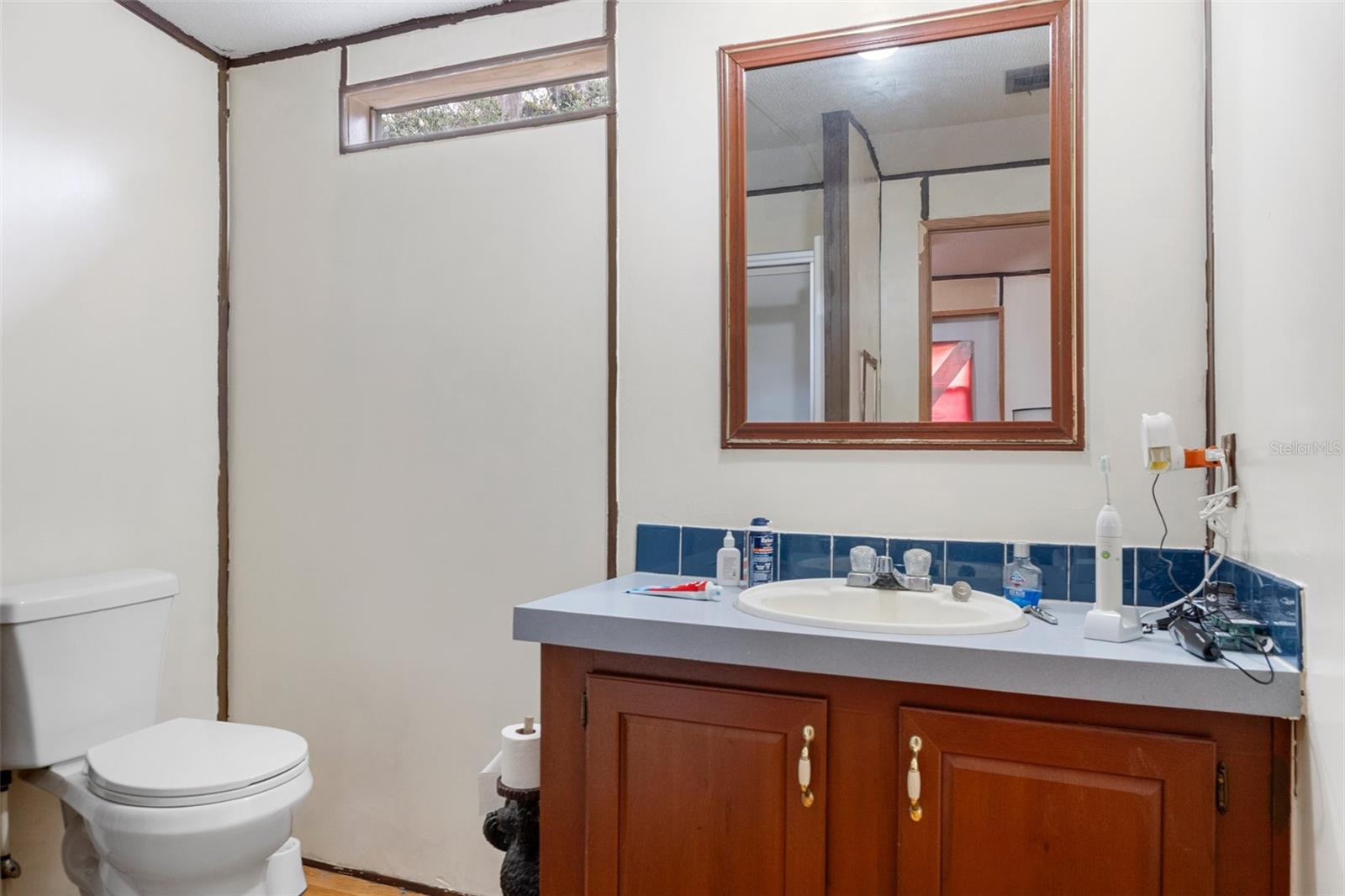 Photo 3 of 12192 W STANDISH DR