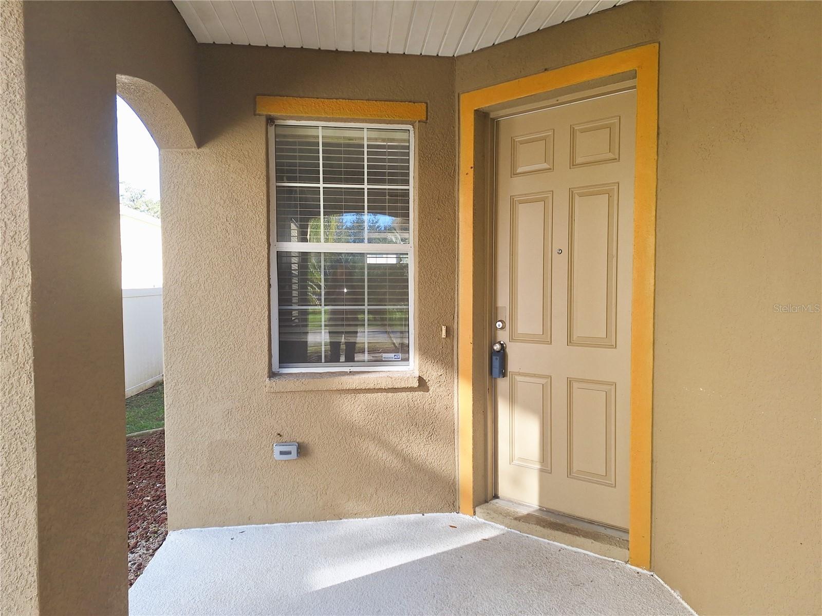 Photo 2 of 9142 BELL ROCK PL