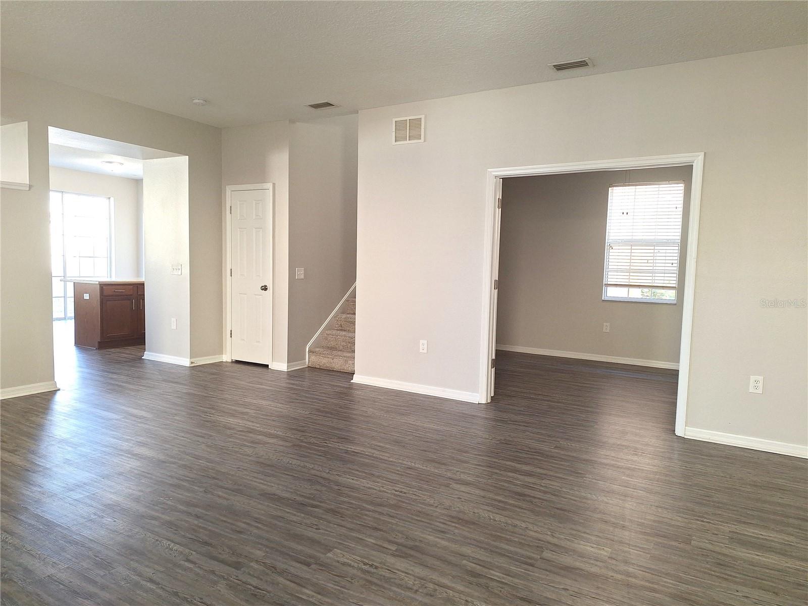 Photo 5 of 9142 BELL ROCK PL