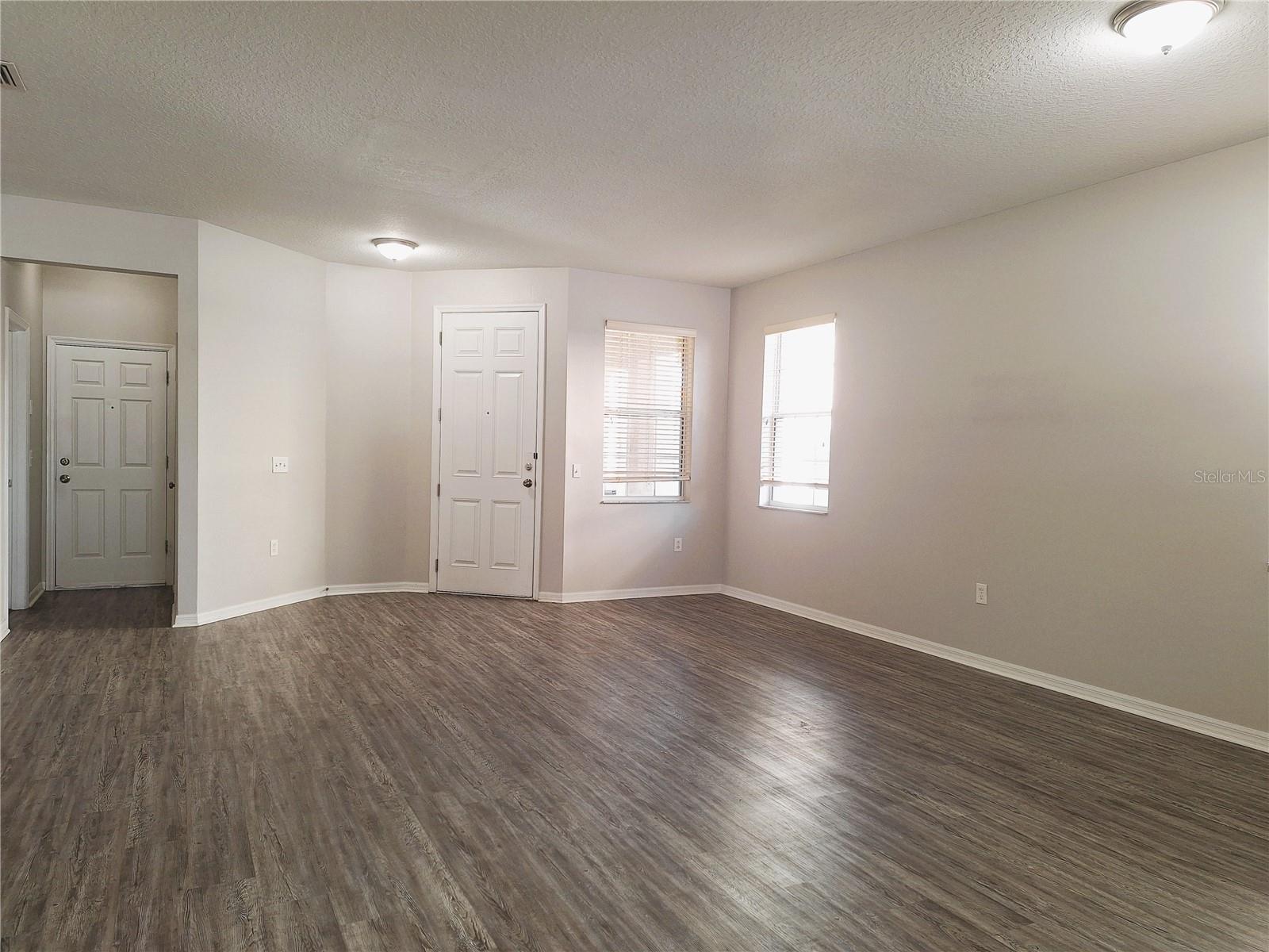 Photo 6 of 9142 BELL ROCK PL