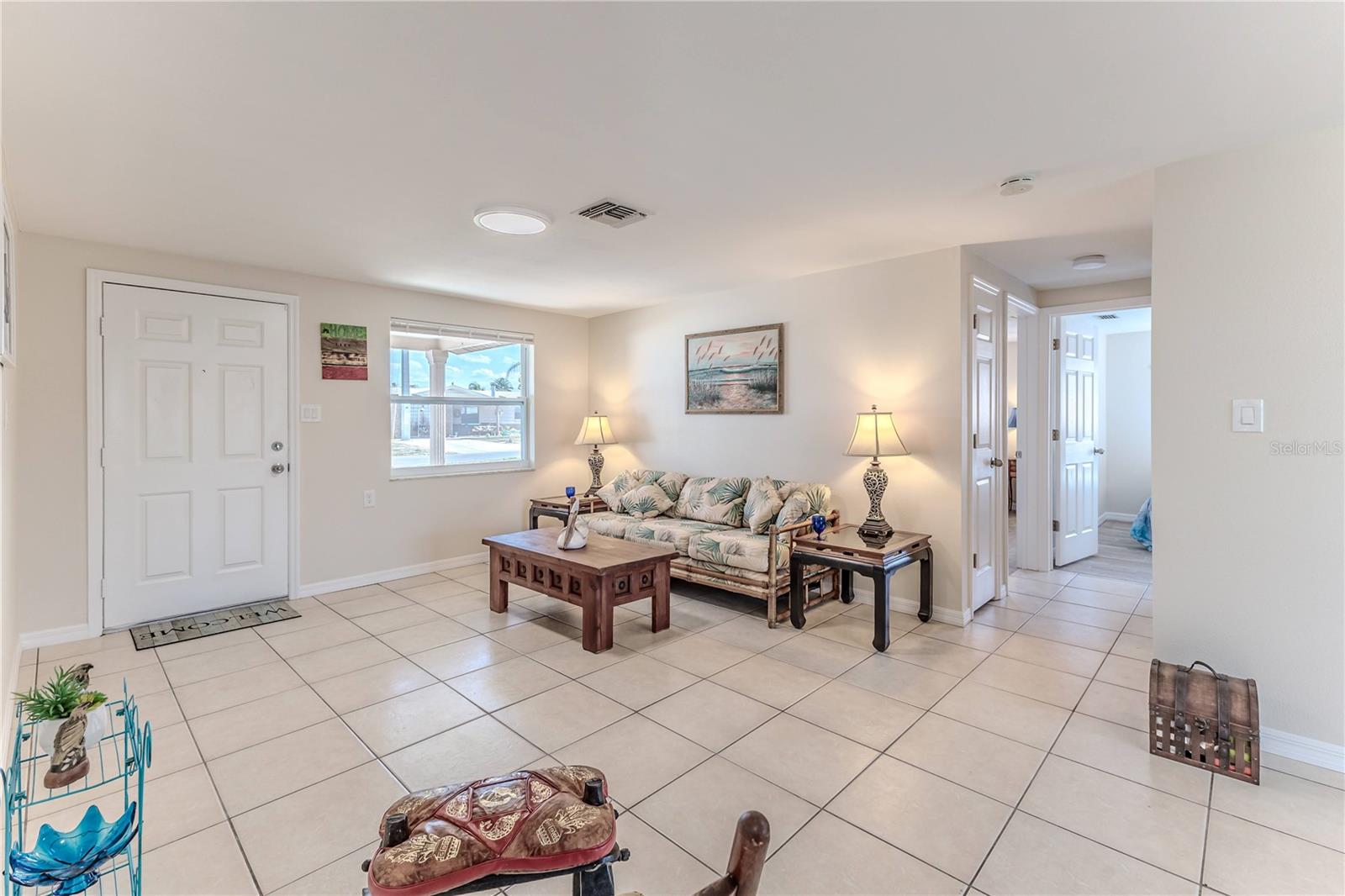 Photo 6 of 13531 ALLYN DR