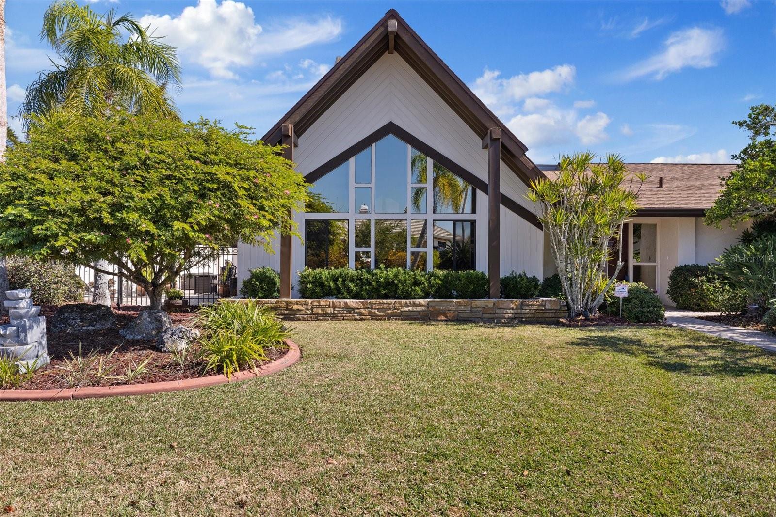 Photo of 5410 WESTSHORE DR