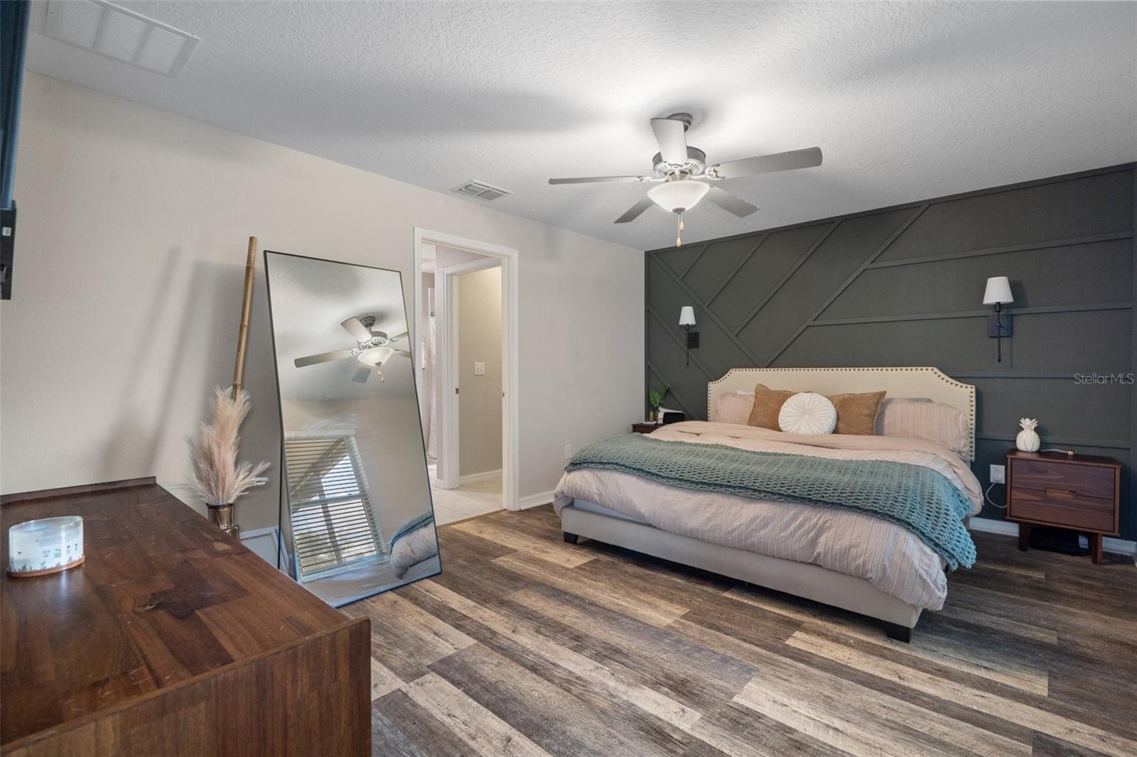 Photo 4 of 13357 MARBLE SANDS CT