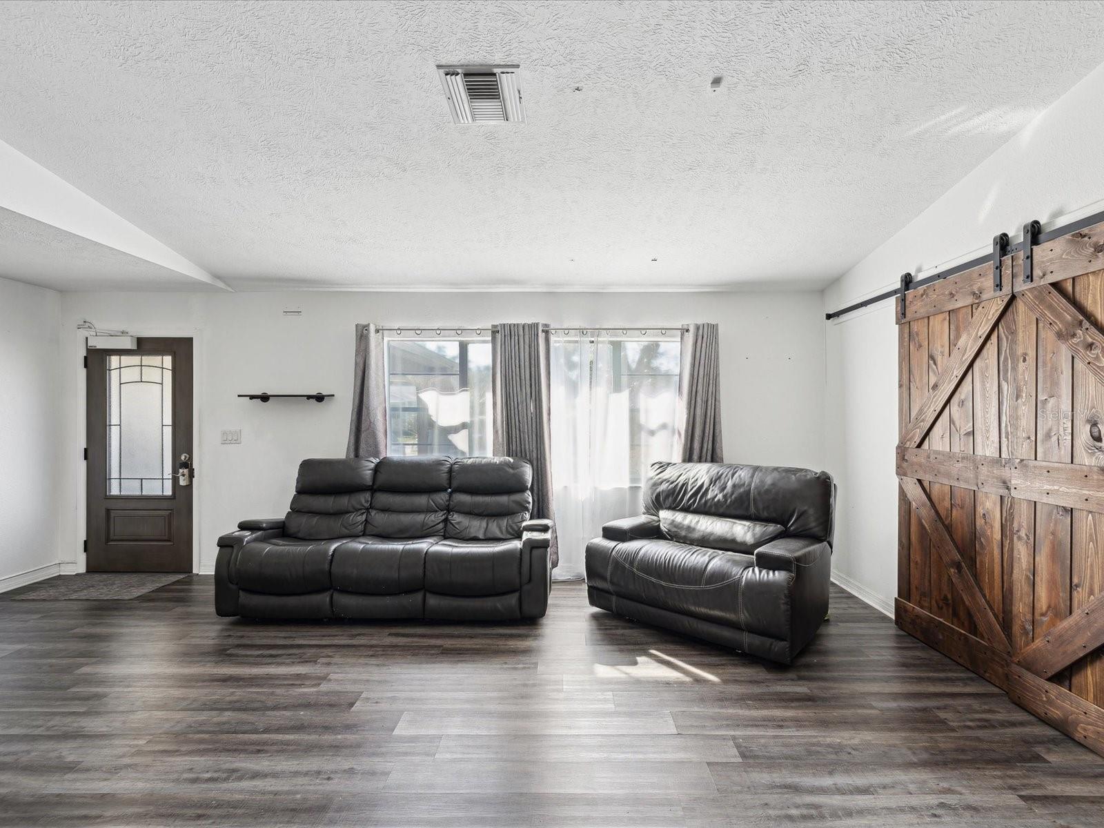 Photo 6 of 12475 MONTEGO ST