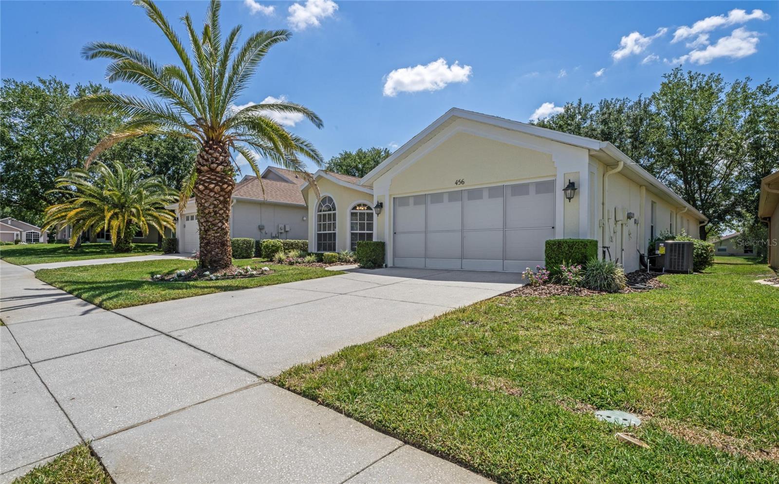 Photo 4 of 456 GREENWICH CIR