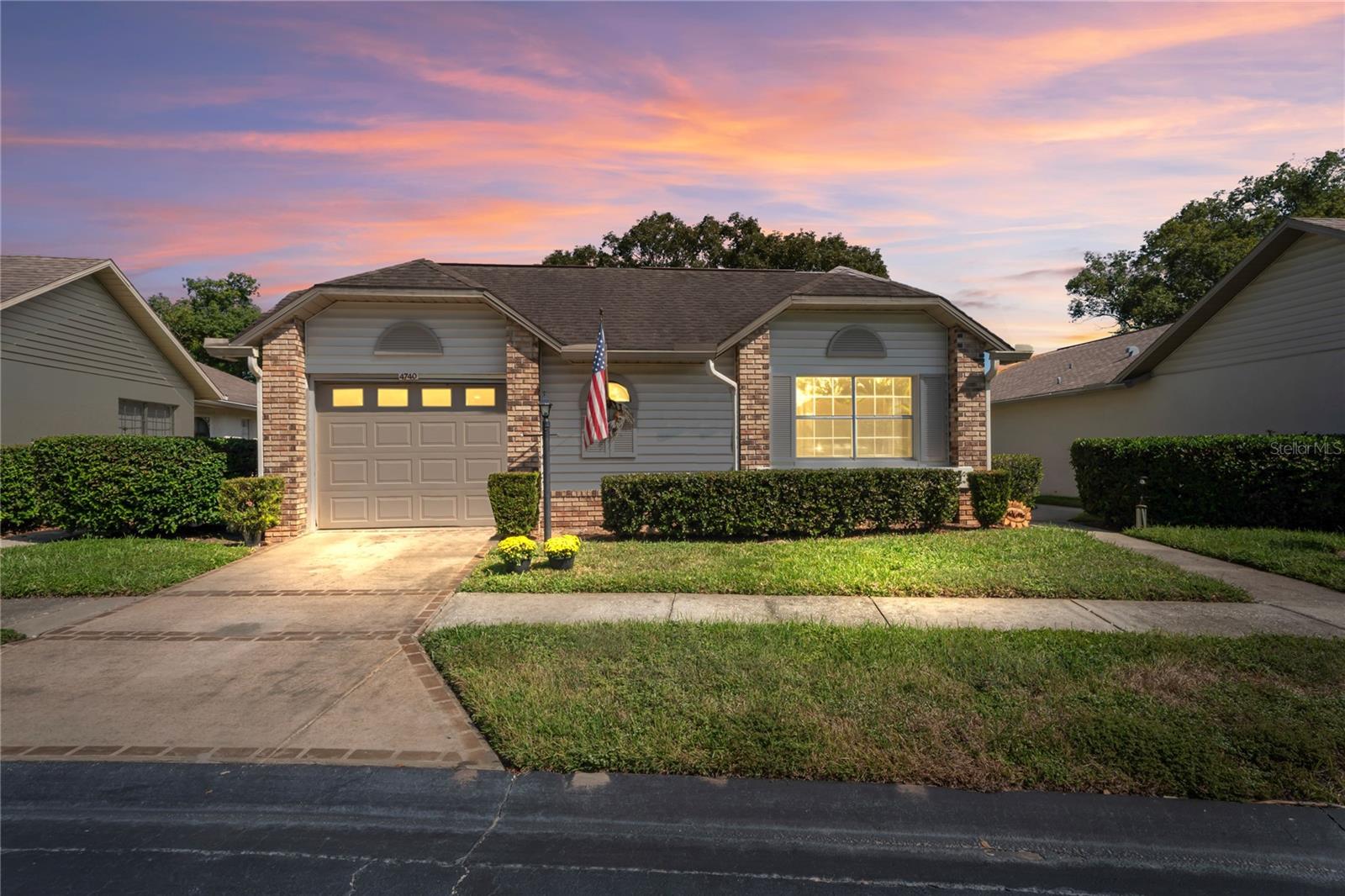 Photo 3 of 4740 CARRINGTON CT