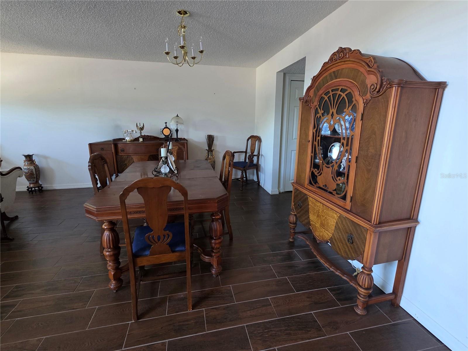 Photo 3 of 9276 ELM CT