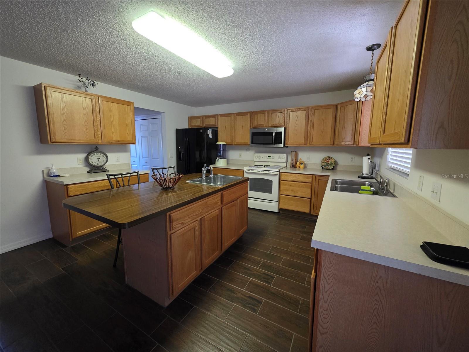 Photo 5 of 9276 ELM CT