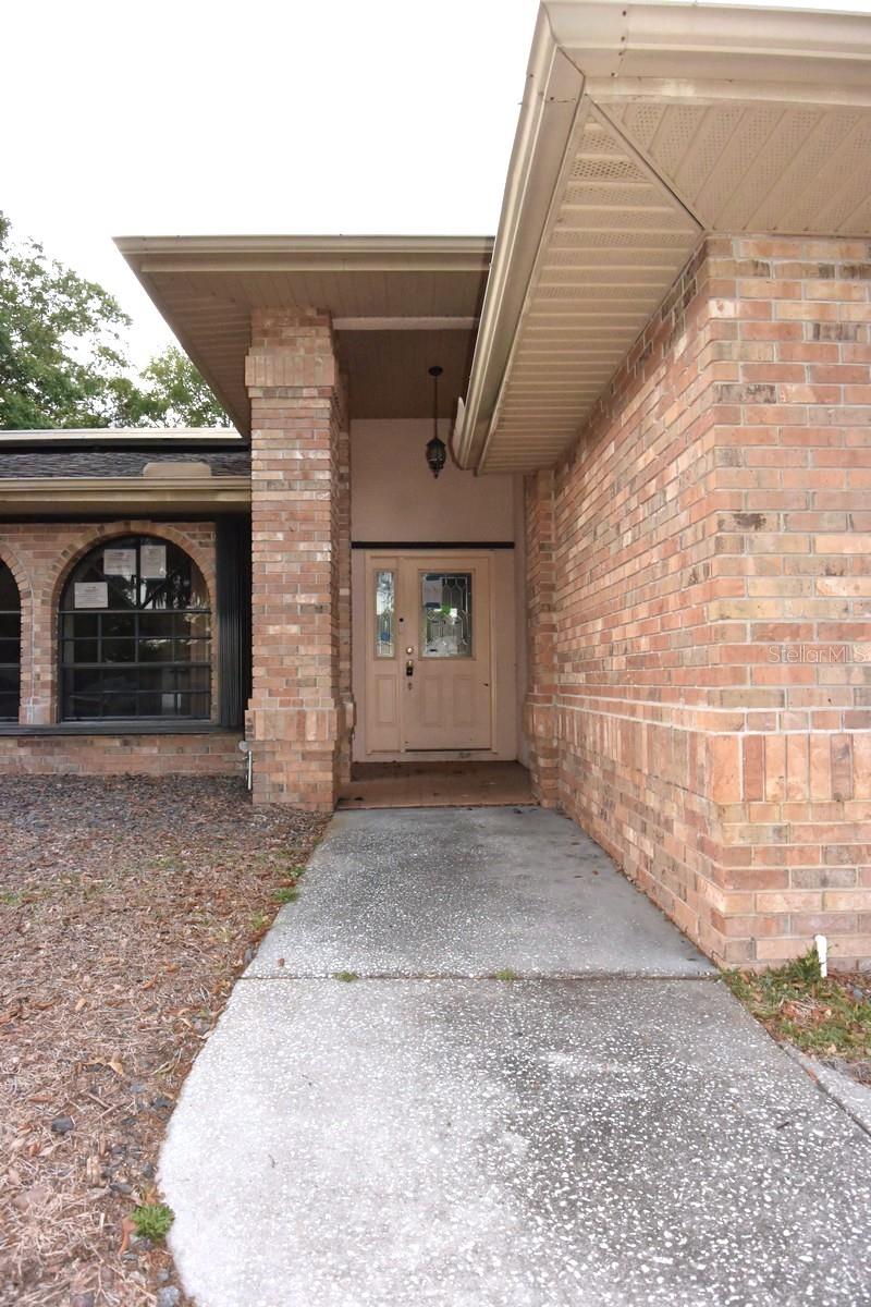 Photo 4 of 373 ORIANA DR