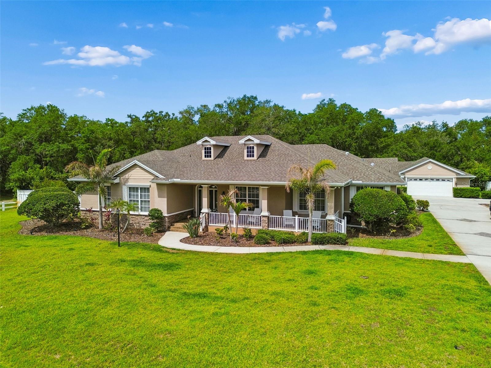 Photo of 1349 OAK MEADOW PT
