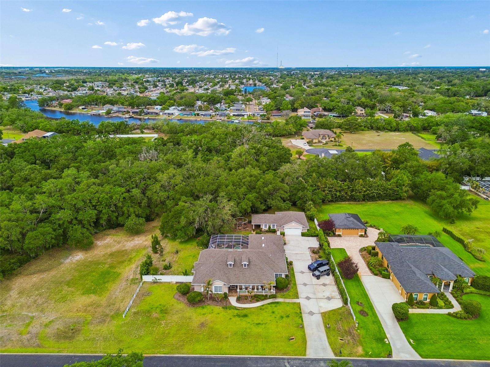 Photo 5 of 1349 OAK MEADOW PT