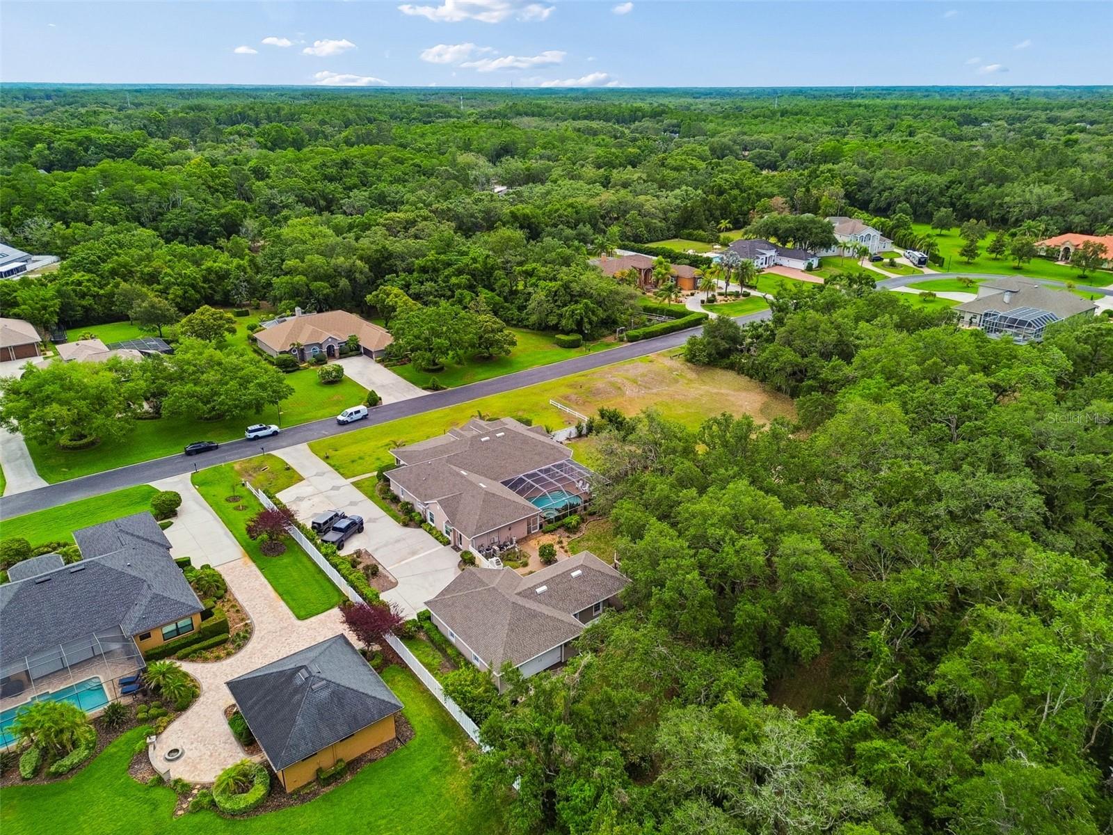 Photo 6 of 1349 OAK MEADOW PT