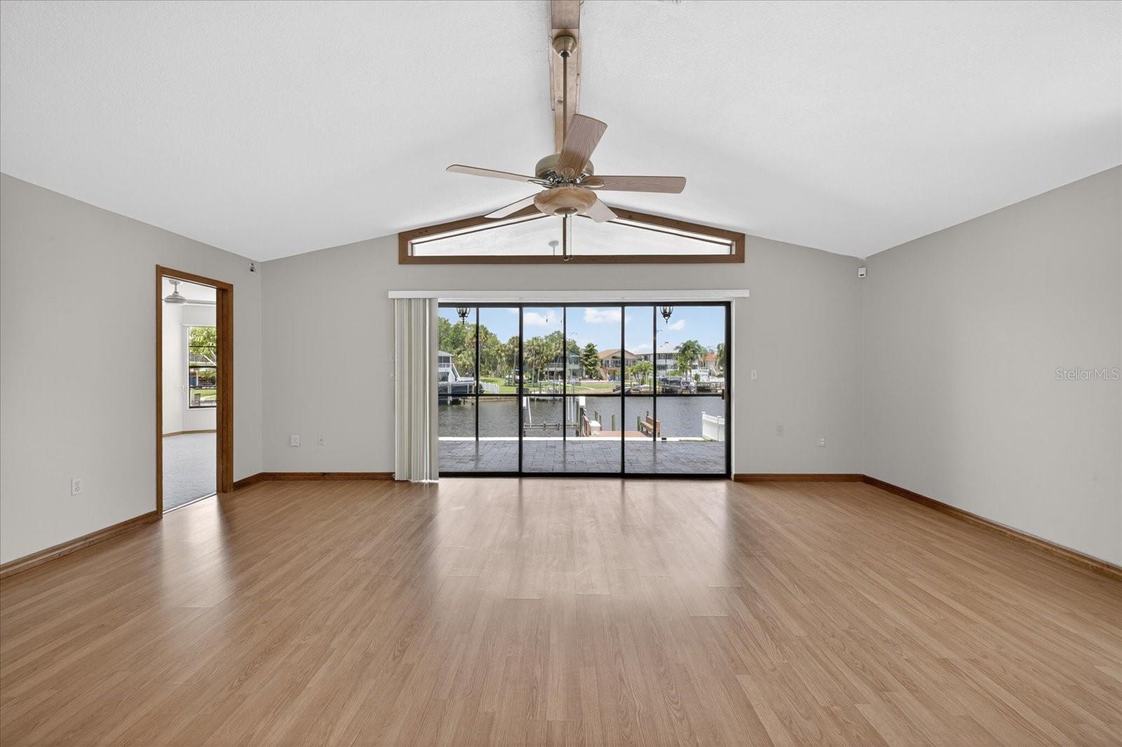 Photo 6 of 6236 BAYSIDE DR