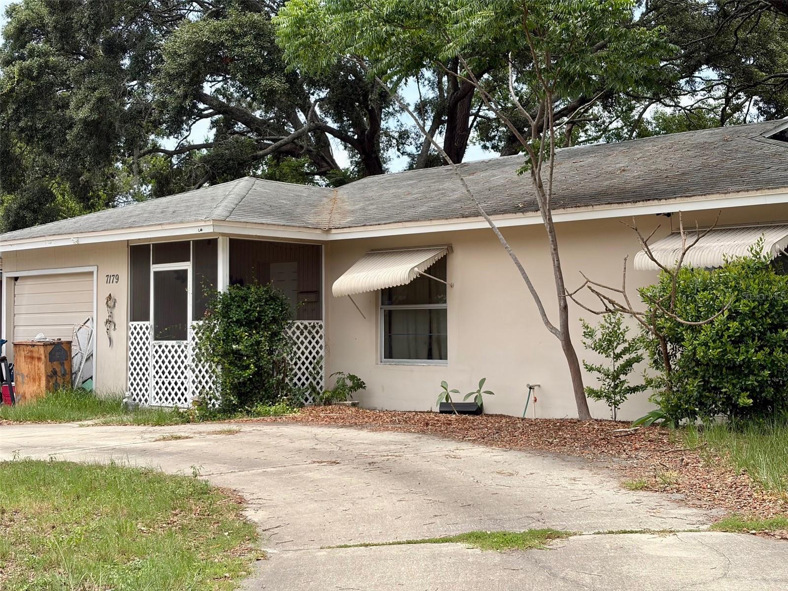 Photo 2 of 7179 SPRING HILL DR
