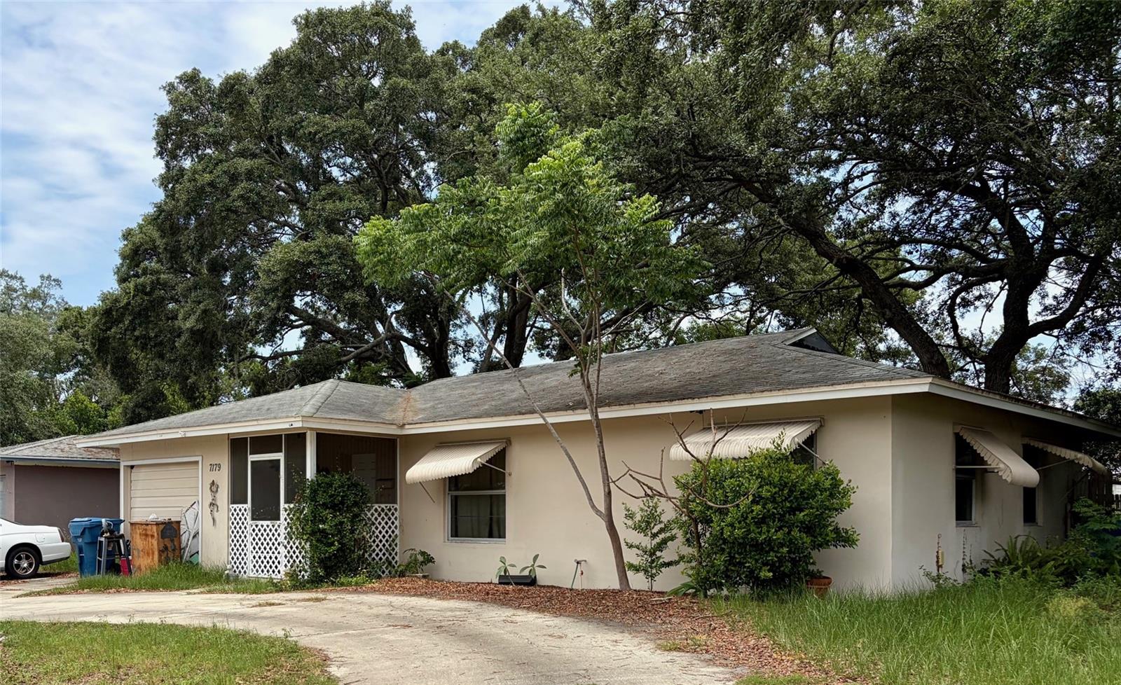 Photo 3 of 7179 SPRING HILL DR